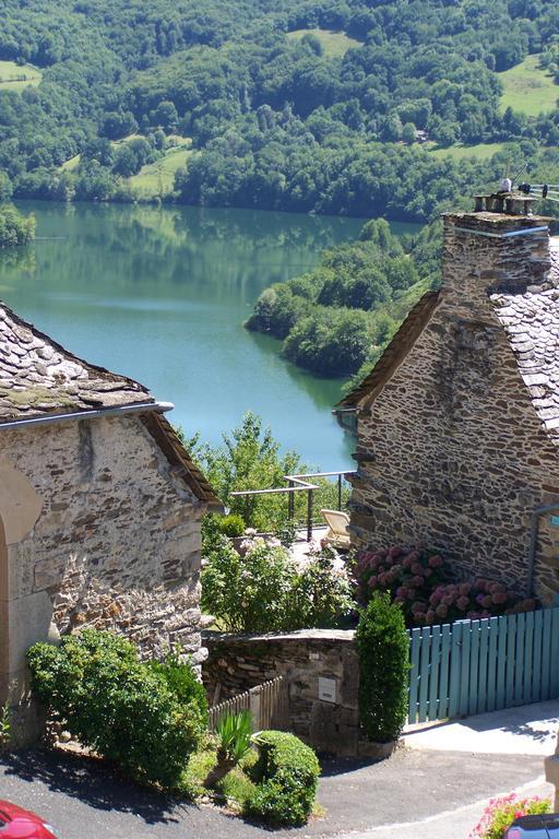 Les Hotes Du Lac, Chambres Et Tables D'Hotes Mandailles  Exterior foto
