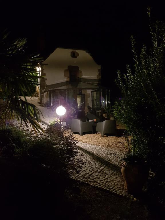 Les Hotes Du Lac, Chambres Et Tables D'Hotes Mandailles  Exterior foto